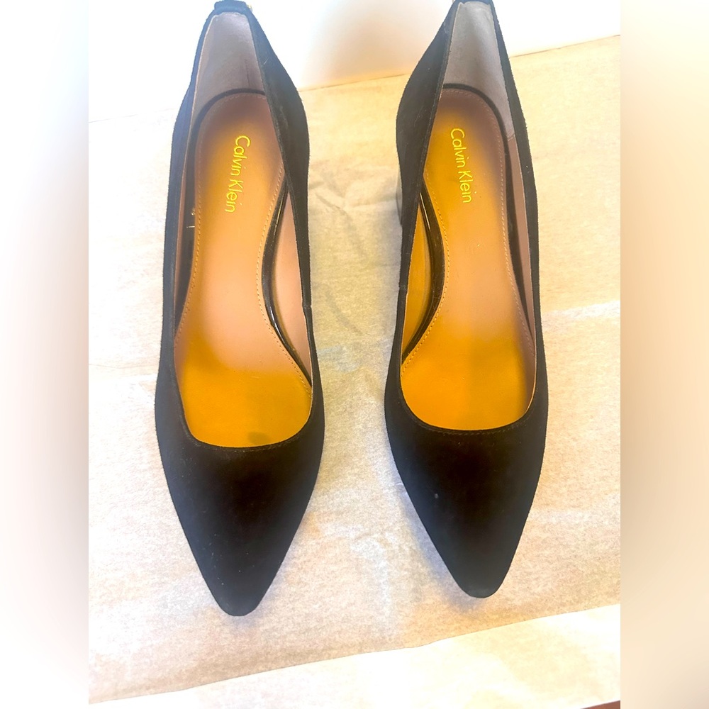 Calvin Klein Black Block Heels Pointed Toe Suede Pump